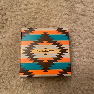 MAC COSMETICS VIBE TRIBE "YELLOW TOPAZ" CREAM COLOUR BASE